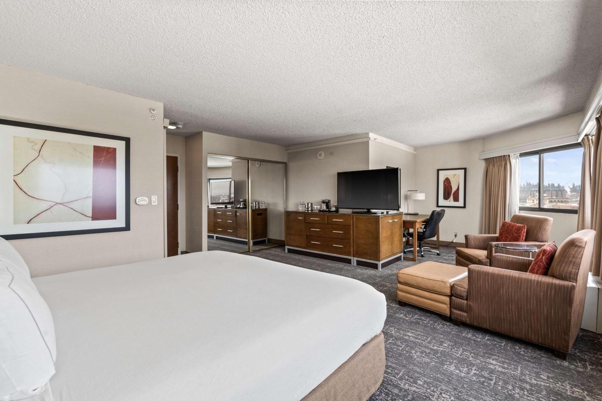 Doubletree By Hilton Spokane City Center Bagian luar foto